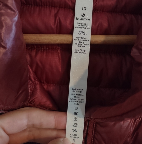 Lululemon Pack It Down Vest Shine Chianti NWT - Picture 8 of 14